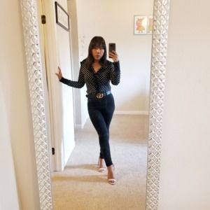 Meet your Posher, Elias